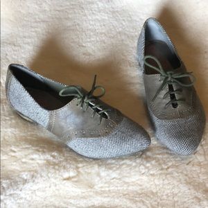 Big Buddha Tweed Loafer